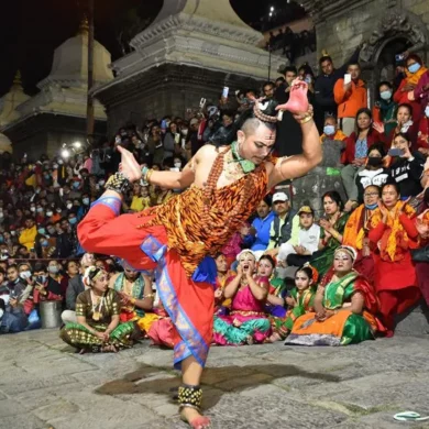 Pashupatinath Evening Aarati Tour