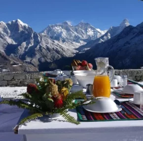 Everest Luxury Trek