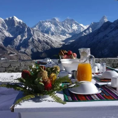 Everest Luxury Trek